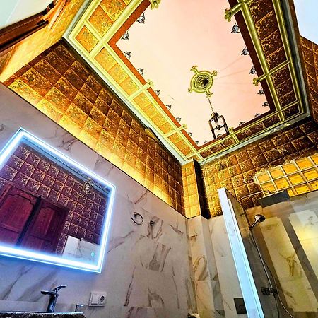 Aparthotel La Traviata - Buñol Pokoj fotografie