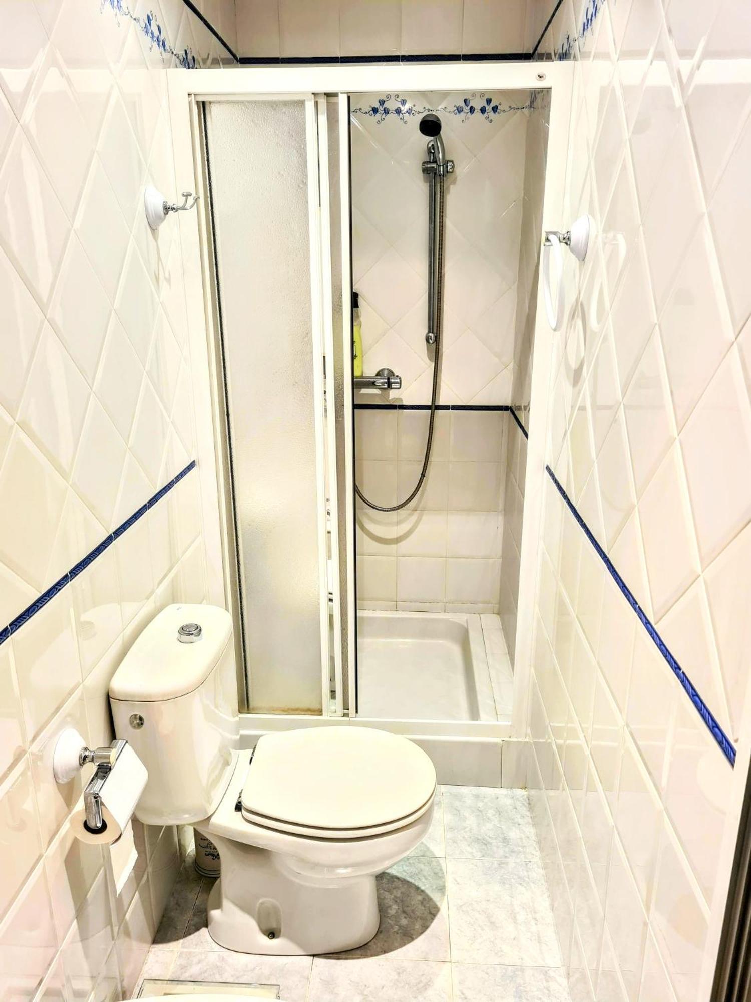 Aparthotel La Traviata - Buñol Pokoj fotografie