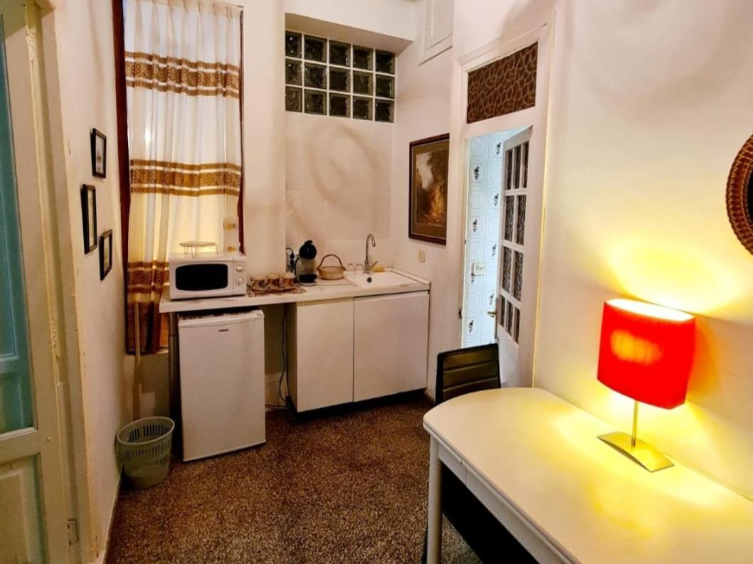 Aparthotel La Traviata - Buñol Pokoj fotografie